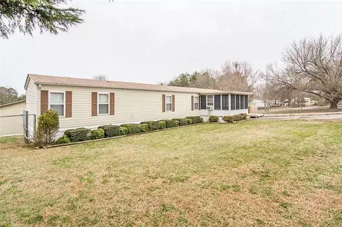 343 Oakvale Dr, Easley, SC 29640 photo 2