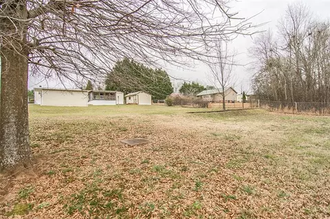 343 Oakvale Dr, Easley, SC 29640 photo 35