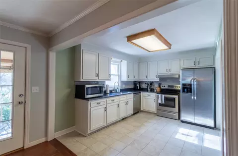 239 N Severn Cir, Easley, SC 29642 photo 7