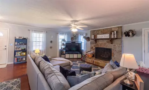 239 N Severn Cir, Easley, SC 29642 photo 5