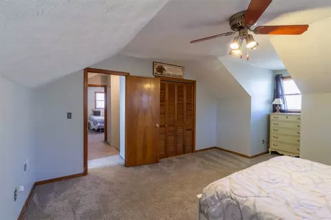 239 N Severn Cir, Easley, SC 29642 photo 17