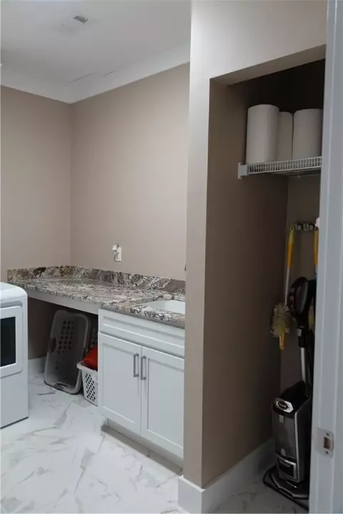 110 Pointe Harbor Dr, Seneca, SC 29672 photo 29