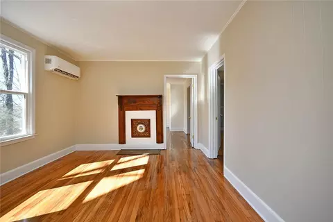 133 Ryan St, Easley, SC 29640 photo 6