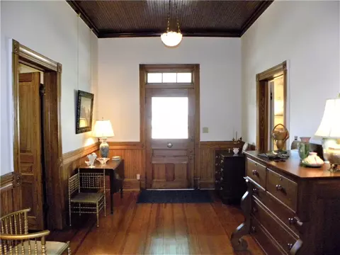 113 W Hampton Ave, Honea Path, SC 29654 photo 6