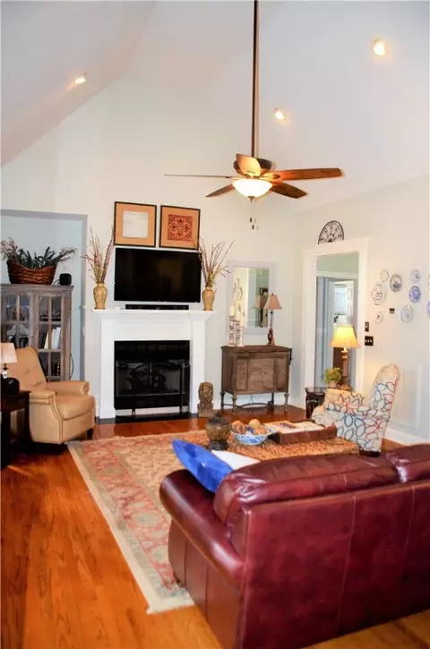 121 Ridgestone Dr, Central, SC 29630 photo 4
