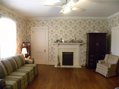 109 W Hampton Ave, Honea Path, SC 29654 photo 12