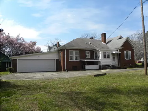 109 W Hampton Ave, Honea Path, SC 29654 photo 23