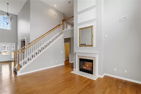 4 Chatham Ct, Easley, SC 29642 photo 9