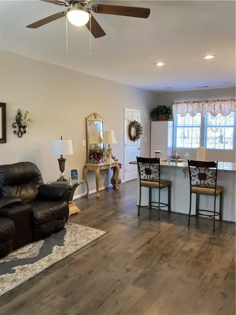 131 Zula Cir, Starr, SC 29684 photo 10