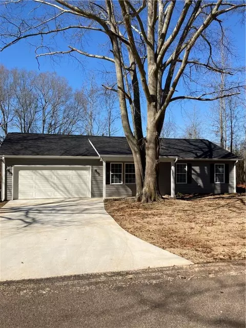 131 Zula Cir, Starr, SC 29684 photo 3