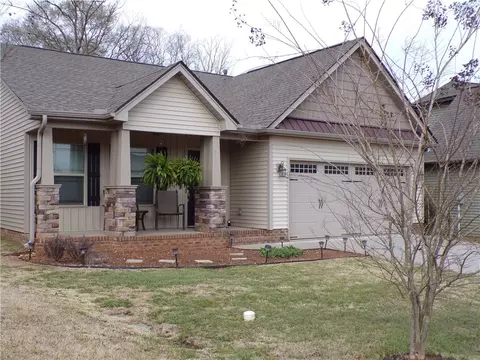 336 S Stonegate Dr, Seneca, SC 29678 photo 27