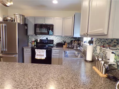 336 S Stonegate Dr, Seneca, SC 29678 photo 11