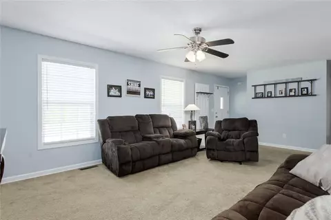 104 Gambrell Hts, Honea Path, SC 29654 photo 5