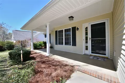 204 Grand Oak Cir, Pendleton, SC 29670 photo 2