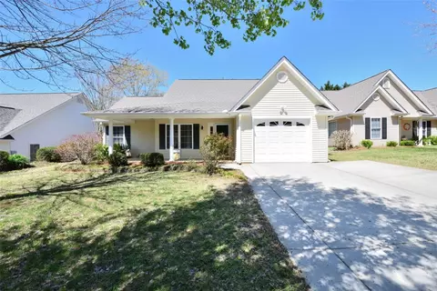 204 Grand Oak Cir, Pendleton, SC 29670 photo 1