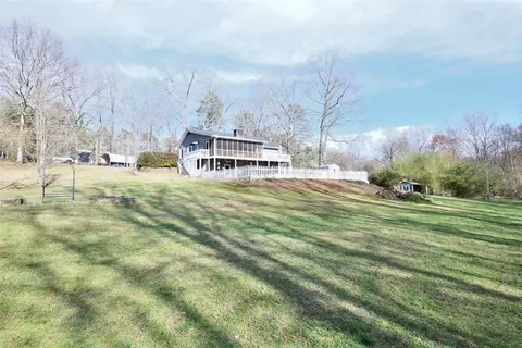311 Brewer Rd, Walhalla, SC 29691 photo 2