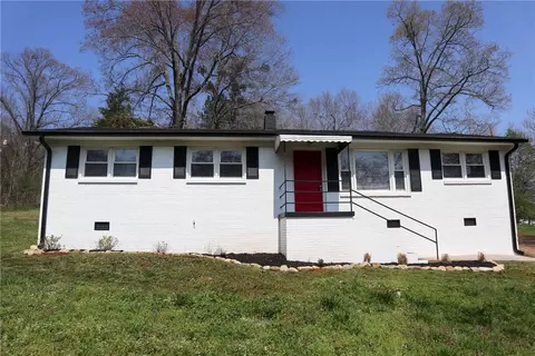 2033 Bolt Dr, Anderson, SC 29621 photo 1