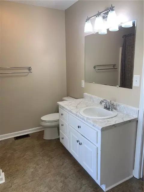 100 Tara Dr, Easley, SC 29642 photo 11