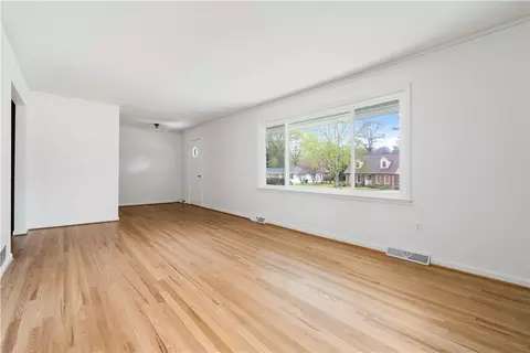 107 Pleasant View Dr, Clemson, SC 29631 photo 7