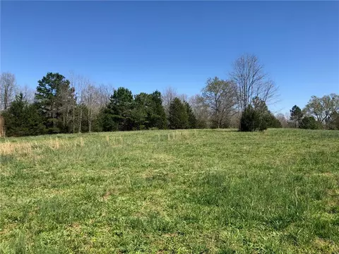 2817 Wright School Rd, Anderson, SC 29621 photo 3