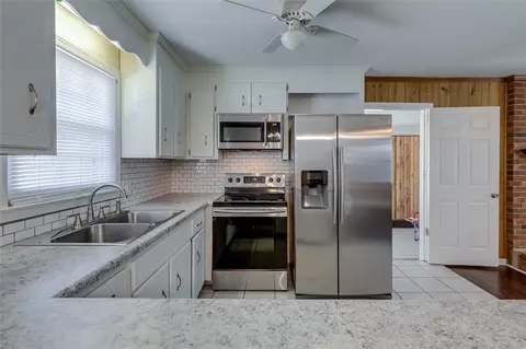 100 Evergreen St, Easley, SC 29642 photo 12