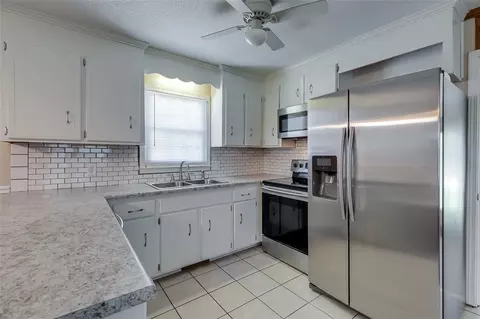 100 Evergreen St, Easley, SC 29642 photo 11