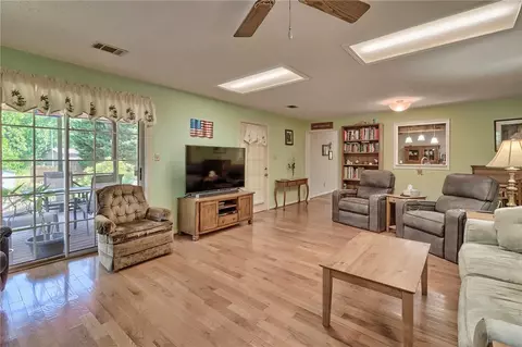 255 Sunrise Dr, Walhalla, SC 29691 photo 12