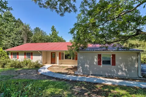 255 Sunrise Dr, Walhalla, SC 29691 photo 1