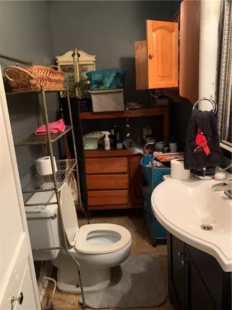 218 S 7th St, Easley, SC 29640 photo 9