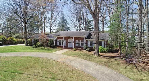 611 Laurel Rd, Easley, SC 29642 photo 2