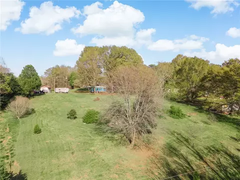 121 Turner Trl, Easley, SC 29642 photo 3