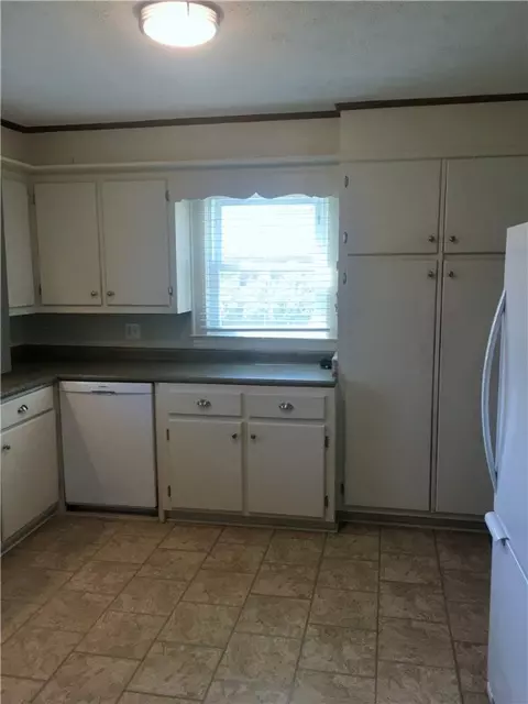 1603 E Calhoun St, Anderson, SC 29621 photo 3
