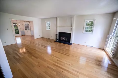 102 Camelot Rd, Clemson, SC 29631 photo 7