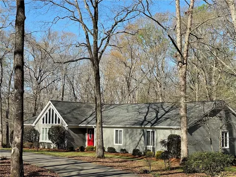 108 Seven Oaks Dr, Pendleton, SC 29670 photo 2