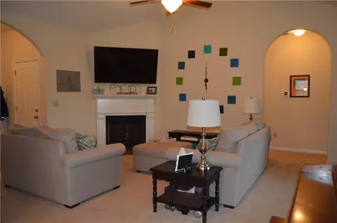 333 S Stonegate Dr, Seneca, SC 29678 photo 8