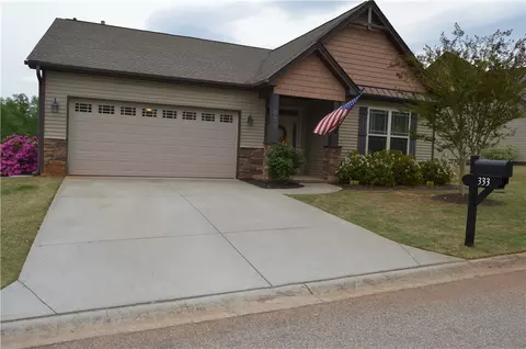 333 S Stonegate Dr, Seneca, SC 29678 photo 2