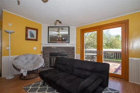 250 Peach Dr, Central, SC 29630 photo 9