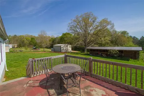 250 Peach Dr, Central, SC 29630 photo 27