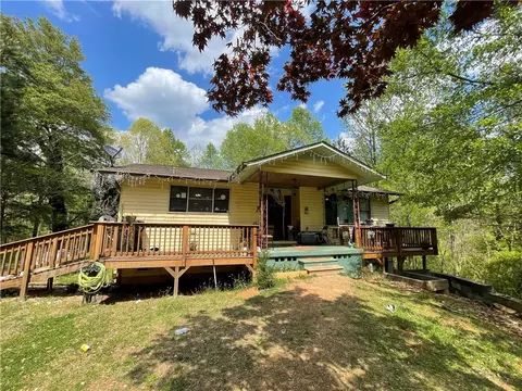 420 Pine Valley Dr, Walhalla, SC 29691 photo 1