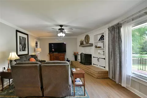 701 S E St, Easley, SC 29640 photo 10
