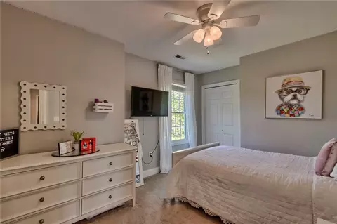 1136 Moorehead Pl, Pendleton, SC 29670 photo 23