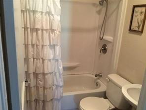 900 Old Six Mile Rd, Central, SC 29630 photo 4