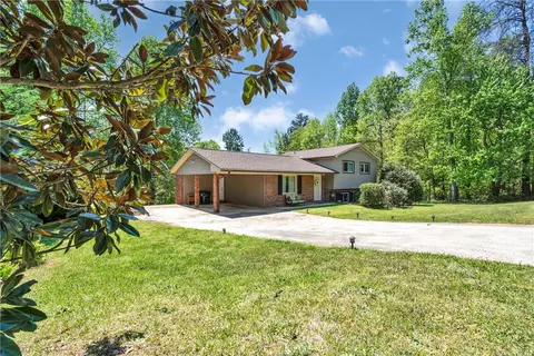 207 Mount Forest Cir, Easley, SC 29640 photo 2
