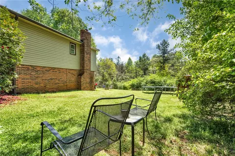 207 Mount Forest Cir, Easley, SC 29640 photo 22