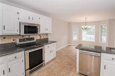 225 Cherokee Rd, Williamston, SC 29697 photo 12