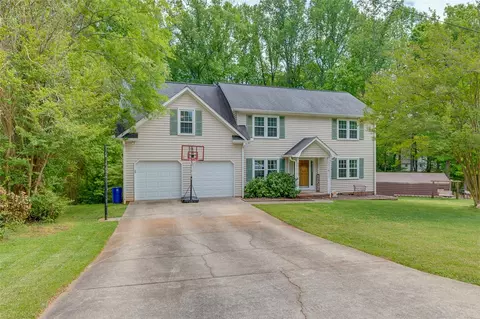 109 Bent Tree St, Easley, SC 29642 photo 3