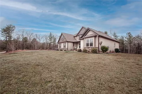 700 Walker Rd, Pendleton, SC 29670 photo 3