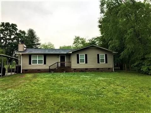 317 S Elm St, Pendleton, SC 29670 photo 1