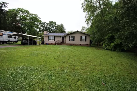 317 S Elm St, Pendleton, SC 29670 photo 16