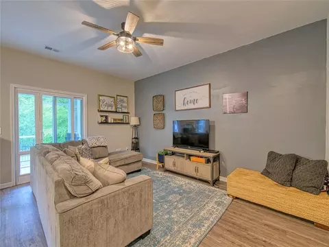 142 Heritage Place Dr, Pendleton, SC 29670 photo 10